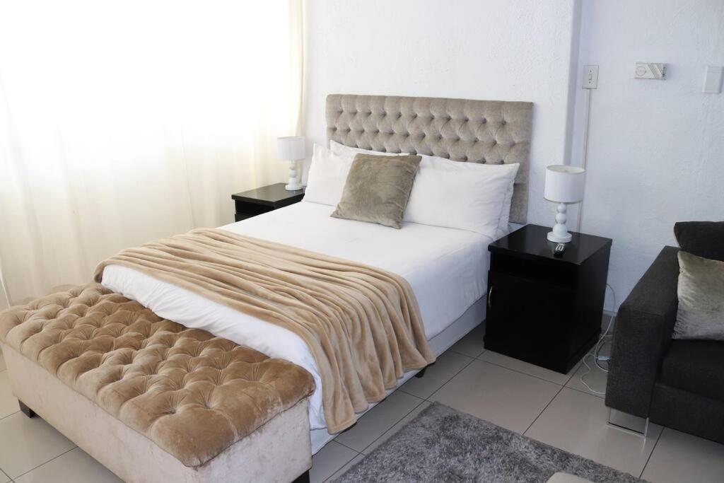 Inn & Out Sandton Park Johannesburg Buitenkant foto